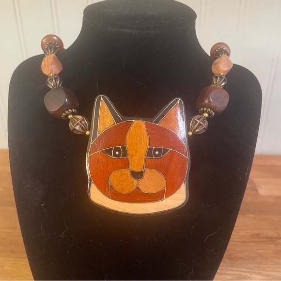 Vintage Lee Sands Inlaid Wood Mosaic Cat Necklace and Earring Set - Picture 5 of 9